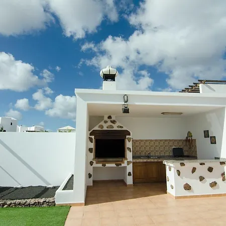 Valeria 普拉亚布兰卡