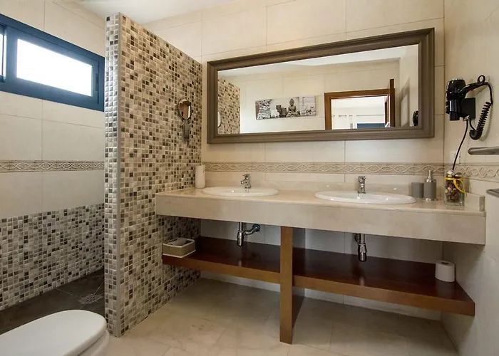 Valeria Вилла *